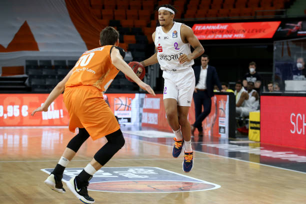 场的影响力 场的影响力